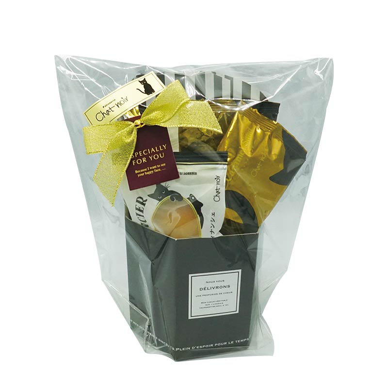 新作スイーツ | 黒ねこのお菓子たち | シャノワール